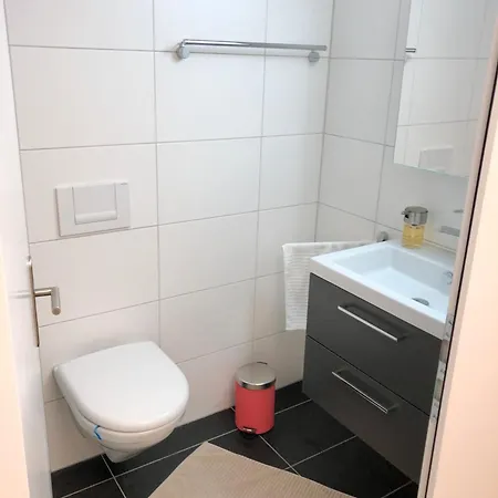 Old Town - Self Check-in Apartment *
