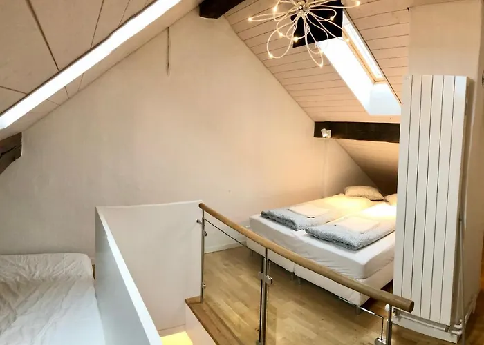 Old Town - Self Check-in Apartment